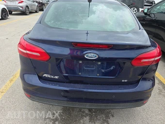 2017 Ford Focus SEL Sedan – miniatura 5