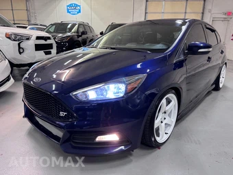 2017 Ford Focus ST Hatchback - miniatura 7