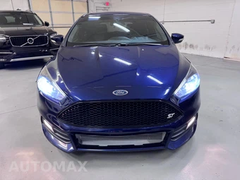 2017 Ford Focus ST Hatchback - miniatura 8