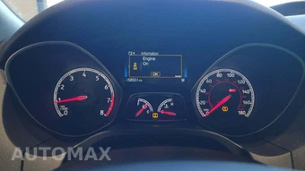 2017 Ford Focus ST Hatchback – miniatura 35