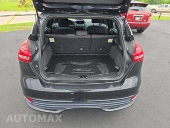2017 Ford Focus ST Hatchback – miniatura 14