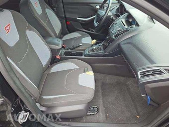 2017 Ford Focus ST Hatchback – miniatura 18