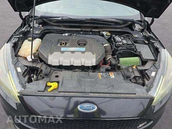 2017 Ford Focus ST Hatchback – miniatura 30