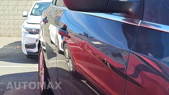 2017 Ford Focus Titanium Sedan - miniatura 28
