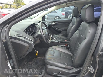 2017 Ford Focus Titanium Sedan - miniatura 7