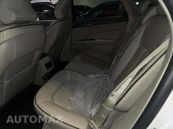 2017 Ford Fusion Energi Platinum - miniatura 13
