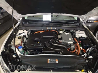 2017 Ford Fusion Energi Platinum - miniatura 22