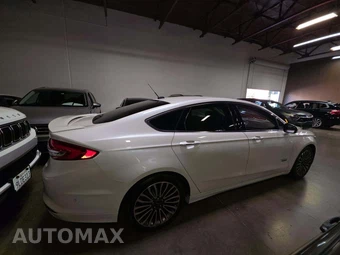 2017 Ford Fusion Energi Platinum - miniatura 4