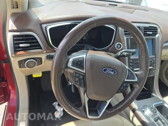 2017 Ford Fusion Energi Platinum – miniatura 10