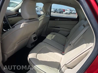 2017 Ford Fusion Energi Platinum – miniatura 13