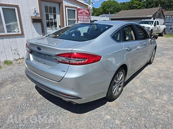 2017 Ford Fusion Energi SE - miniatura 3
