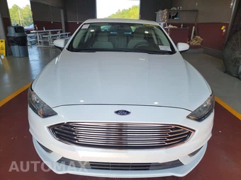 2017 Ford Fusion Hybrid S - miniatura 2