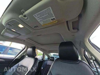 2017 Ford Fusion Hybrid SE – miniatura 11