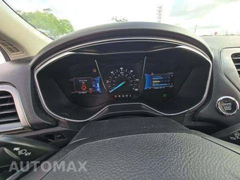 2017 Ford Fusion Hybrid SE – miniatura 9