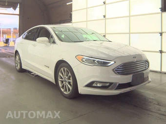 2017 Ford Fusion Hybrid SE – miniatura 3