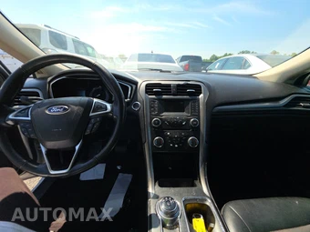 2017 Ford Fusion Hybrid SE – miniatura 11