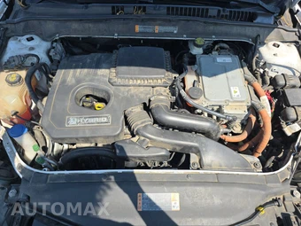 2017 Ford Fusion Hybrid SE – miniatura 15