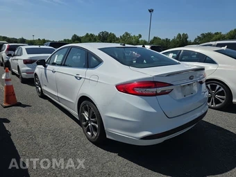 2017 Ford Fusion Hybrid SE – miniatura 6