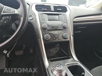 2017 Ford Fusion Hybrid SE - miniatura 11