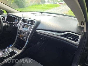 2017 Ford Fusion Hybrid SE - miniatura 19