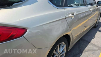 2017 Ford Fusion Hybrid SE - miniatura 26
