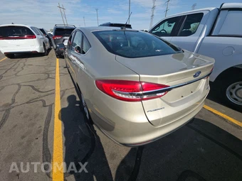 2017 Ford Fusion Hybrid SE - miniatura 6