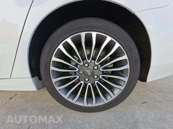 2017 Ford Fusion Hybrid Titanium - miniatura 26