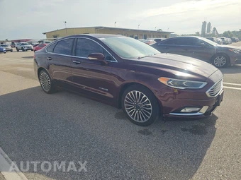 2017 Ford Fusion Hybrid Titanium - miniatura 3
