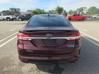 2017 Ford Fusion Hybrid Titanium - miniatura 5