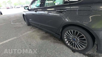 2017 Ford Fusion Hybrid Titanium - miniatura 26