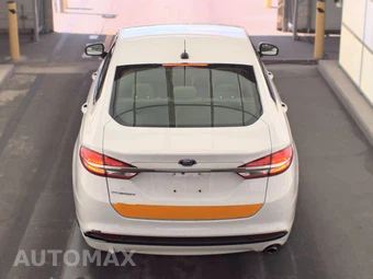 2017 Ford Fusion S – miniatura 5