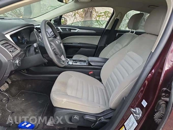 2017 Ford Fusion S – miniatura 6