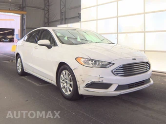2017 Ford Fusion S – miniatura 3