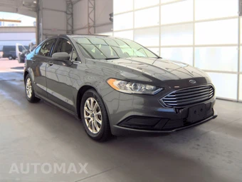 2017 Ford Fusion S - miniatura 3