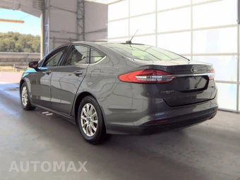 2017 Ford Fusion S - miniatura 6