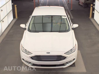 2017 Ford Fusion S – miniatura 2