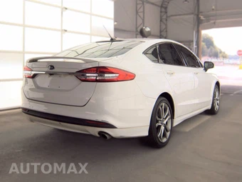 2017 Ford Fusion S – miniatura 4
