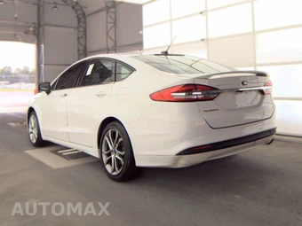 2017 Ford Fusion S – miniatura 6
