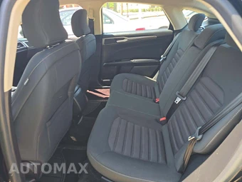 2017 Ford Fusion S – miniatura 13
