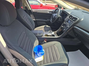 2017 Ford Fusion S – miniatura 18