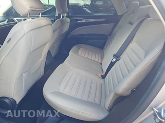 2017 Ford Fusion S – miniatura 13