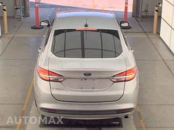 2017 Ford Fusion S – miniatura 5
