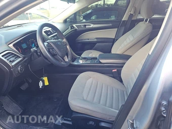 2017 Ford Fusion S – miniatura 7