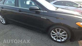 2017 Ford Fusion SE – miniatura 24