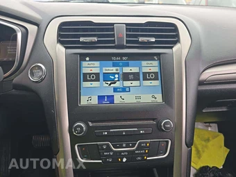 2017 Ford Fusion SE – miniatura 27