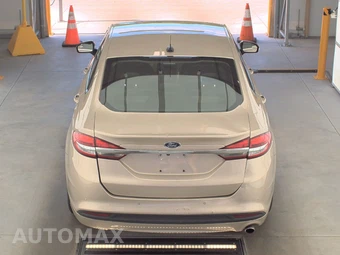 2017 Ford Fusion SE – miniatura 5