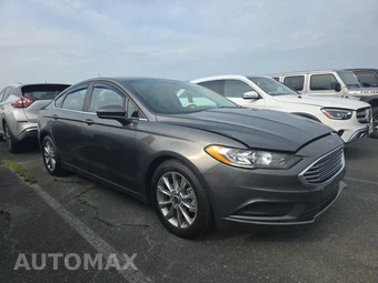 2017 Ford Fusion SE - miniatura 3