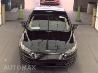 2017 Ford Fusion SE – miniatura 2