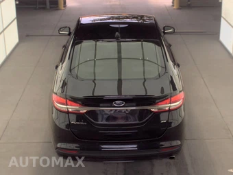 2017 Ford Fusion SE – miniatura 5