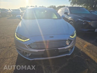 2017 Ford Fusion SE – miniatura 2